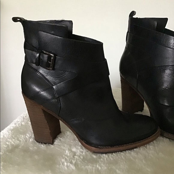 BELLE booties - Picture 4 of 12